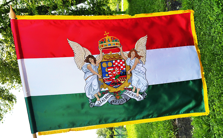 Bizalmam az Ősi erényben zászló